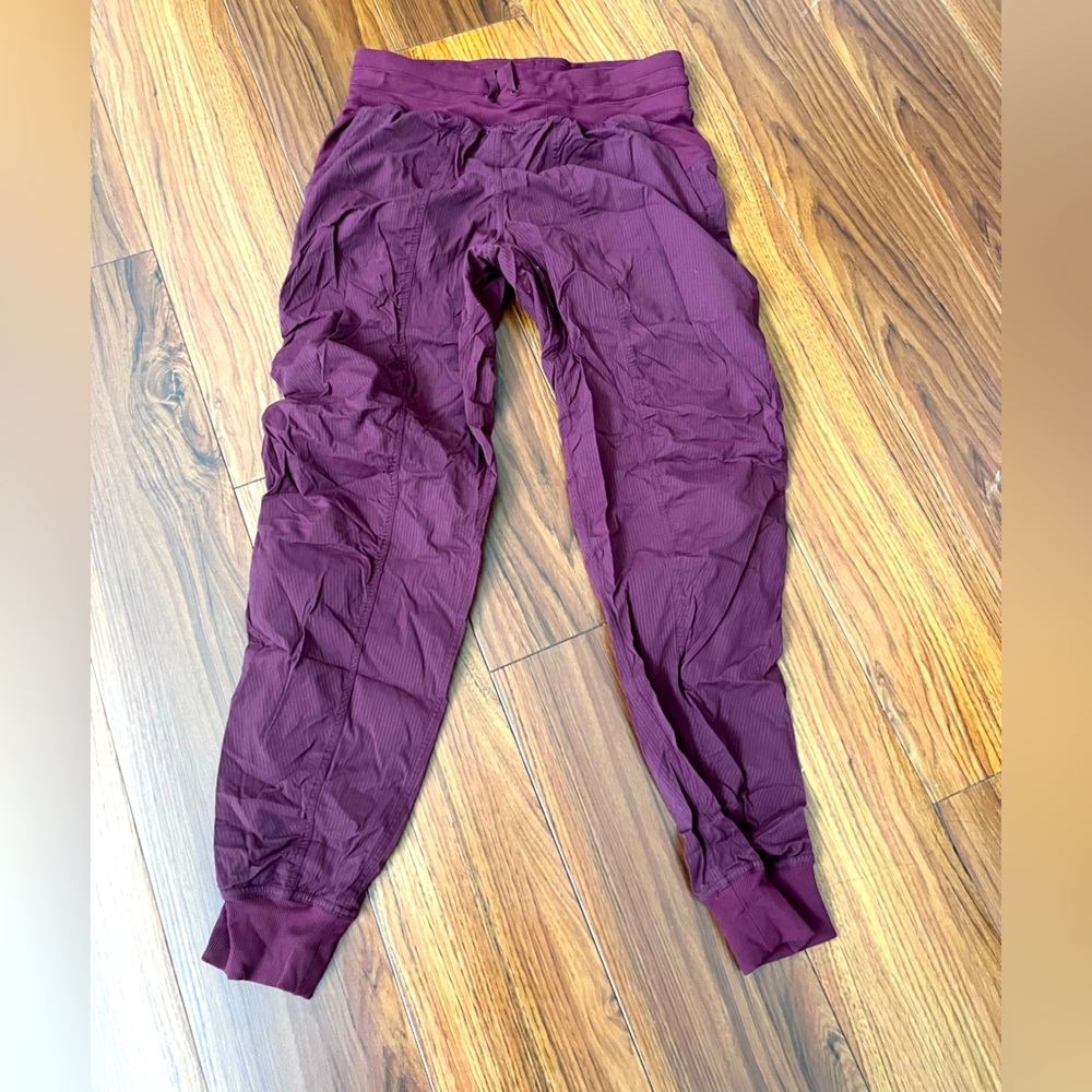 Lululemon Dance Studio Joggers! These comfortable joggers!